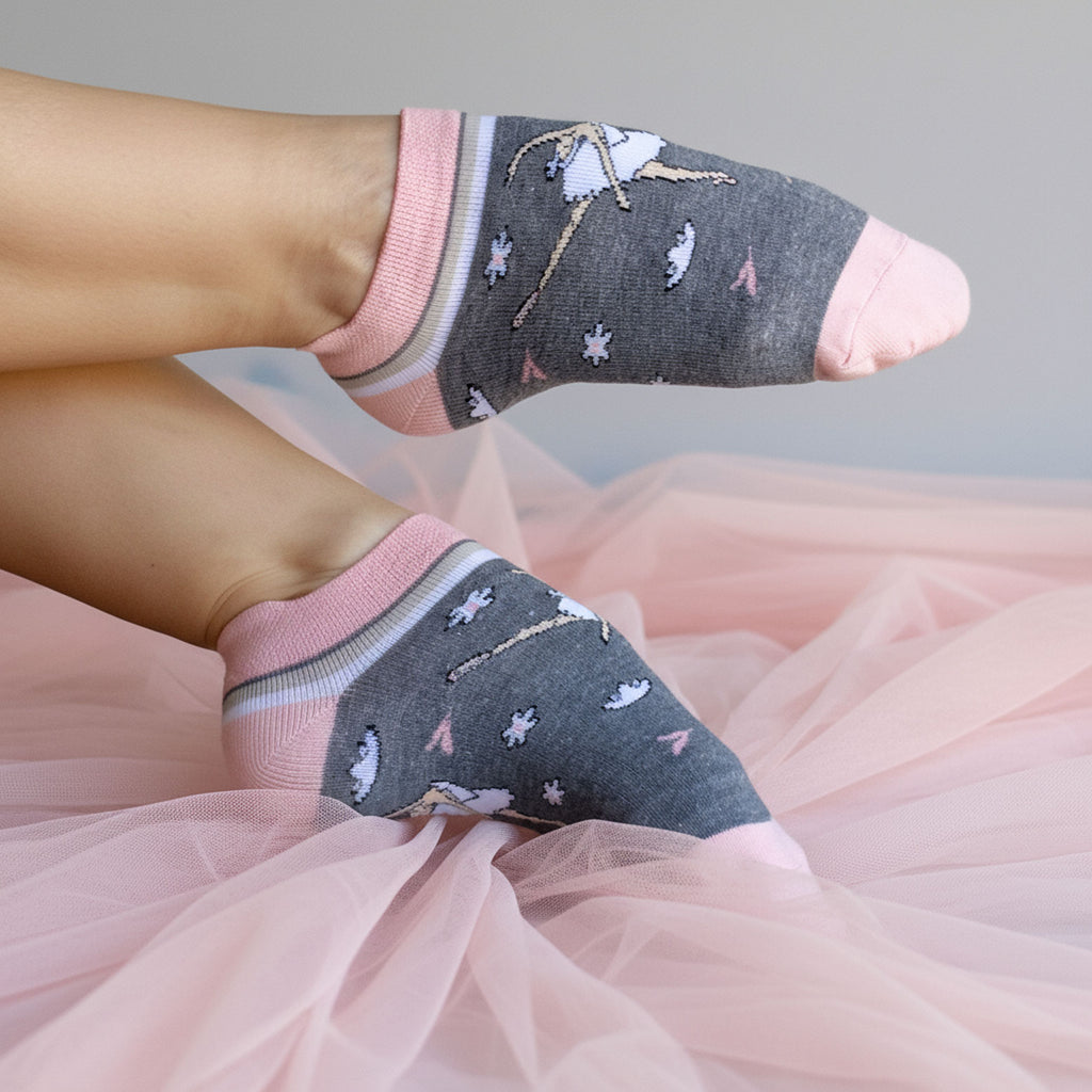 White Swan Ankle Socks - Grand Ballet