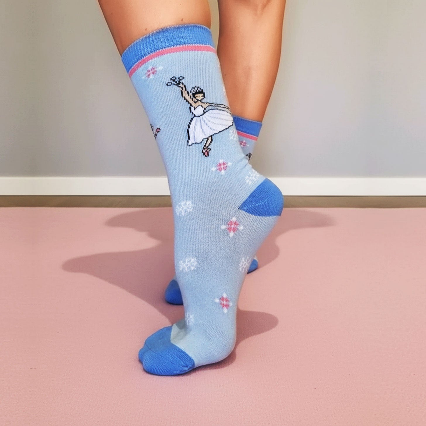 Nutcracker Snowflakes Crew Socks - Grand Ballet