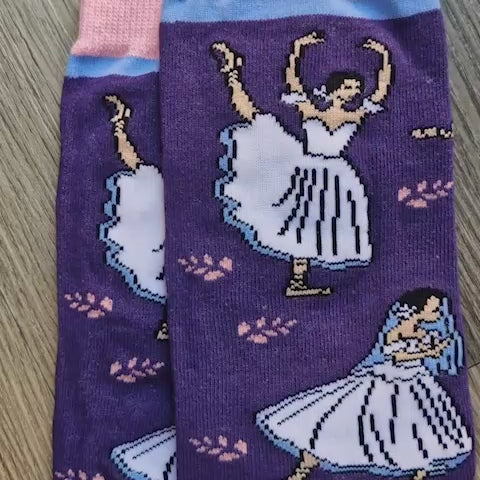 Giselle Crew Socks - Grand Ballet