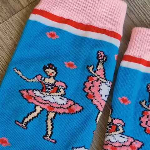 Coppelia Crew Socks - Grand Ballet